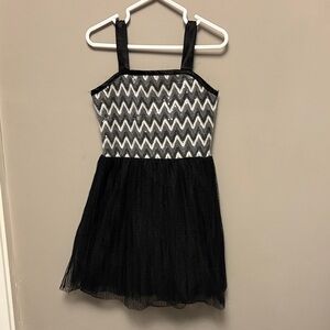 Elegant Kids Dress with Zigzag Pattern